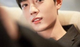 肖战早间新闻最新爆料,揭秘明星幕后故事，最新爆料引热议