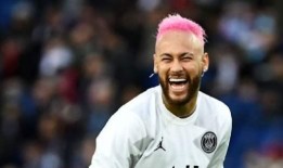 内马尔前女友爆料视频,揭秘足球巨星不为人知的情感纠葛