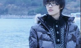 扒爷爆料许嵩女友视频,许嵩女友神秘面纱背后的故事