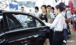 杨小曼爆料买车视频,明星购车背后的故事