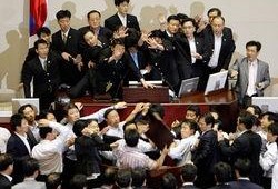 欧洲国会议员爆料新闻视频,揭秘新闻视频背后的惊人真相