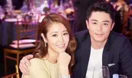 我在娱乐圈吃瓜爆红半个娱乐圈,一瓜爆红，半个娱乐圈都跟着沸腾