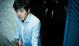 李健爆料理工男友视频是真的吗,李健爆料理工男友视频真实性揭秘